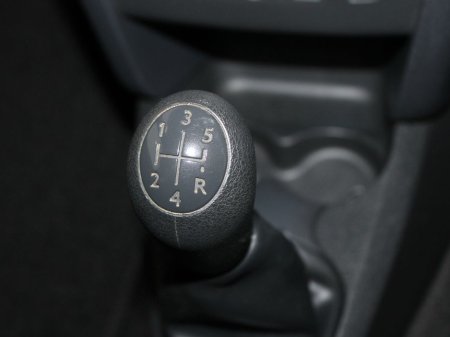 2017 Dacia Sandero - thumbnail 18