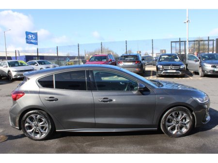 2024 Ford Focus - thumbnail 6