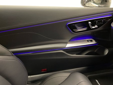 2026 Mercedes-Benz CLE CLE 220 d Cabriolet AMG Line Premium | Heated Seats, 360-degree Reversing Camera €95,432 thumbnail