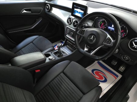 2018 Mercedes-Benz CLA Class CLA 180 D AMG LINE €22,950 thumbnail