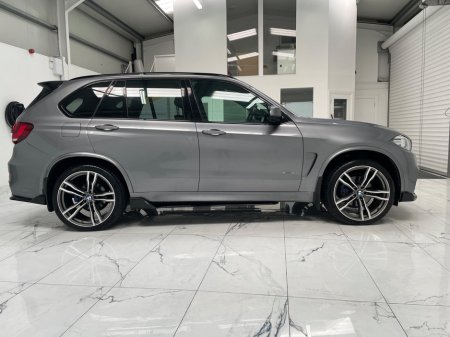2017 BMW X5 - thumbnail 2