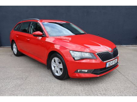 2016 Skoda Superb COMBI ACTIVE AUTO ESTATE Very Low Mileage Exceptional Condition! €17,495