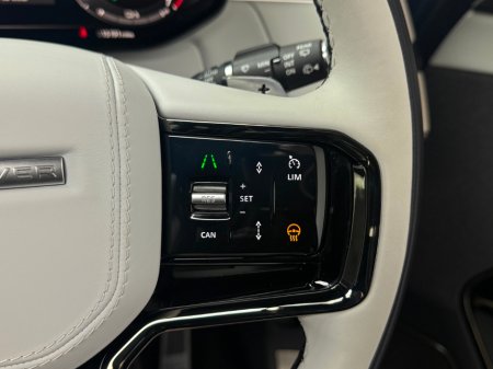 2025 Land Rover Range Rover Sport AUTOBIOGRAPHY €137,990 thumbnail