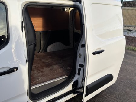 2020 Citroen Berlingo K9 LX 1.5 BLUEHDI 75 650KG M 3 €10,950 thumbnail
