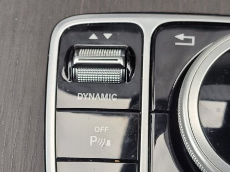 2021 Mercedes-Benz C Class C300de AMG Line Edition €29,990 thumbnail