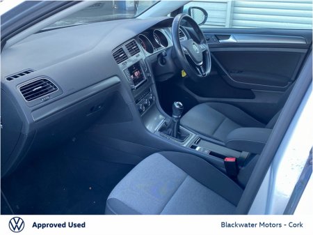 2016 Volkswagen Golf 1.2 85BHP TRENDLINE €14,995 thumbnail