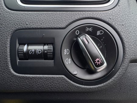 2014 Volkswagen Polo DBA-6RCBZ 5DR AUTO €8,950 thumbnail