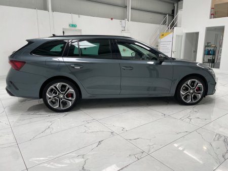 2021 Skoda Octavia - thumbnail 2
