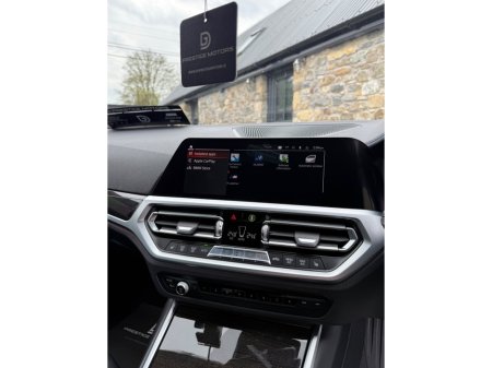 2019 BMW 3 Series - thumbnail 11