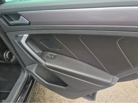 2020 Volkswagen Tiguan - thumbnail 14