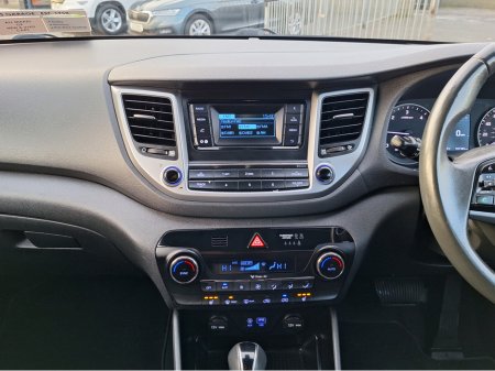 2017 Hyundai Tucson 1.7 SE BLD 141PS AUTO *High Spec/Heated Seats/ €12,950 thumbnail