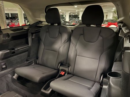 2025 Volvo XC90 T8 PLUS AWD=VAPOUR GREY//PAN ROOF//AS NEW=2 YEAR WARRANTY=TAILORED FINANCE PACKAGES INCL PCP AVAILABLE=TRADE IN'S WELCOME €79,995 thumbnail