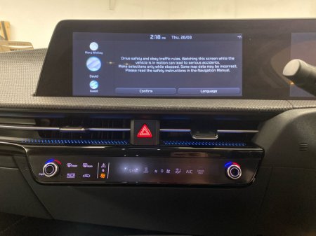 2022 Kia EV6 - thumbnail 8