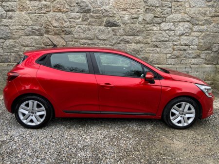 2022 Renault Clio - thumbnail 6