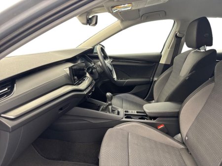 2024 Skoda Octavia - view 2