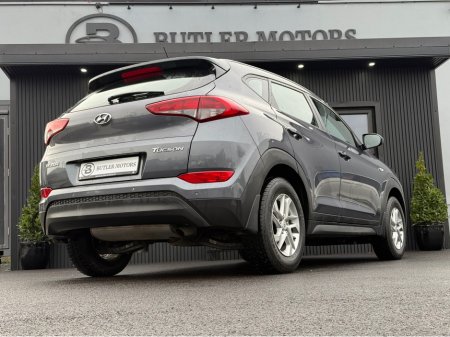 2016 Hyundai Tucson COMFORT 5DR ** Low Kms ** €13,950 thumbnail
