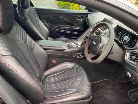 2018 Aston Martin DB11 4.0 V8 AUTO==HUGE SPEC==ONLY 12K MILES==COST OVER €380K NEW== €154,950 thumbnail