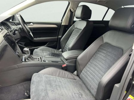 2018 Volkswagen Passat - thumbnail 15