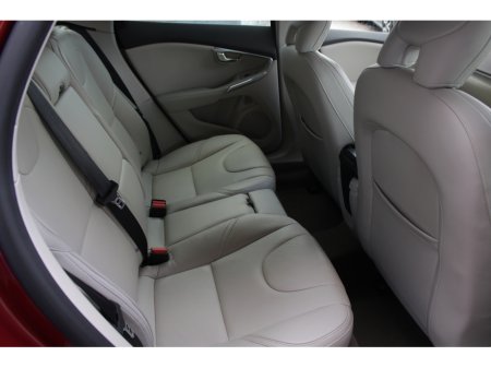 2016 Volvo V40 Cross Country 2.0D4 CROSSCOUNTRY 5DR HATCHBACK AUTO HUGE SPEC  // 1 OWNER CAR // AS NEW CONDITION THROUGHOUT // BUY WITH CONFIDENCE AA AND SIMI APPROVED DEALER 2026 // FINANCE ARRANGED // €13,950 thumbnail