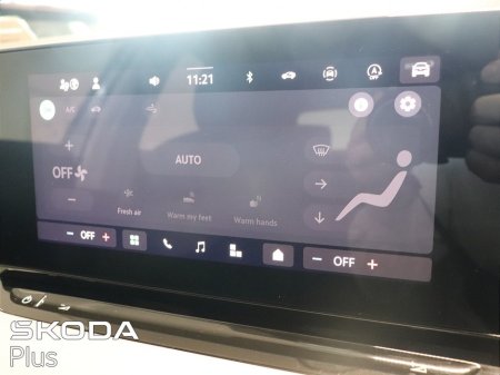 2025 Skoda Octavia - thumbnail 19