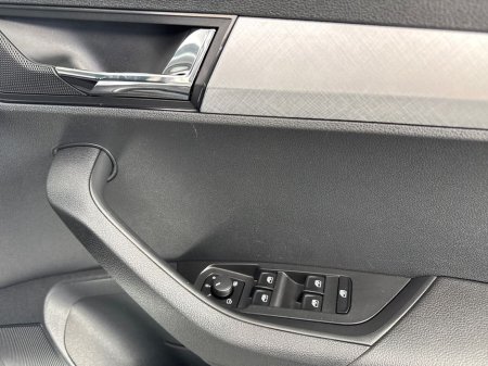 2024 Skoda Karoq 2.0TDI SEL *5.9% APR* €70 PER WEEK ON PCP €33,995 thumbnail