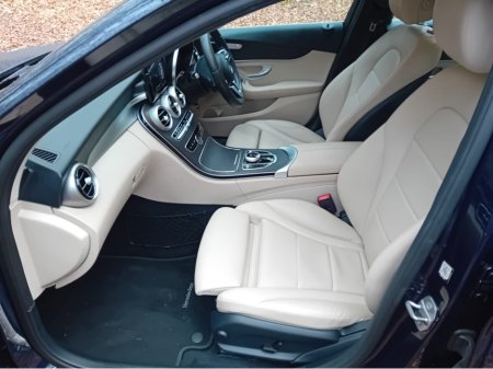 2019 Mercedes-Benz C Class - thumbnail 10