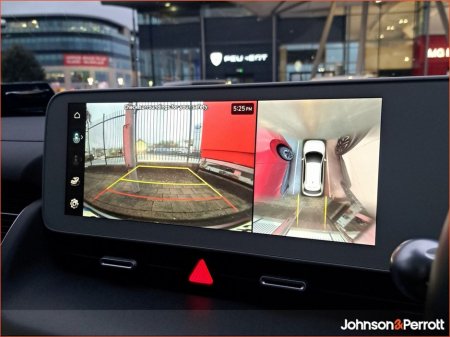 2023 Hyundai Ioniq 5 ONE LADY OWNER! 77kW Platinum €32,900 thumbnail