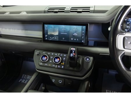 2022 Land Rover Defender - thumbnail 18