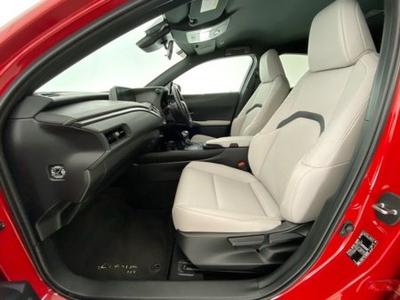 2022 Lexus UX 250 H Dynamic €36,950 thumbnail