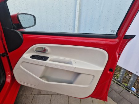 2013 Volkswagen up! 1.0 PETROL AUTO €6,995 thumbnail