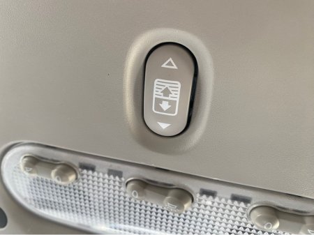 2016 Nissan Qashqai - thumbnail 16