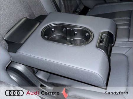 2026 Audi Q5 SUV SE e-hybrid quattro 220 kW S tronic €71,472 thumbnail