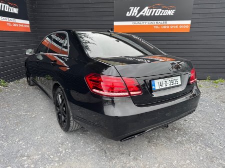 2014 Mercedes-Benz E Class - thumbnail 4