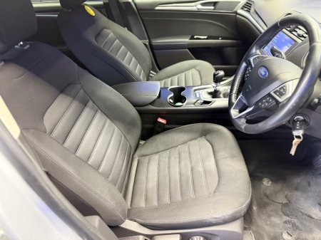 2020 Ford Mondeo 2.0TDCi 150PS Zetec Powershift €12,900 thumbnail