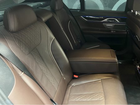 2017 BMW 7 Series €26950 2017 BMW 740E IPERFORMANCE M-SPORT 2.0 AUTOMATIC / CRUISE CONTROL / 360° CAMERA / ELECTRIC MEMORY HEATED & MASSAGING SEATS / PADDLE SHIFTERS / PANORAMIC SUNROOF / AMBIENT LIGHTS €26,950 thumbnail