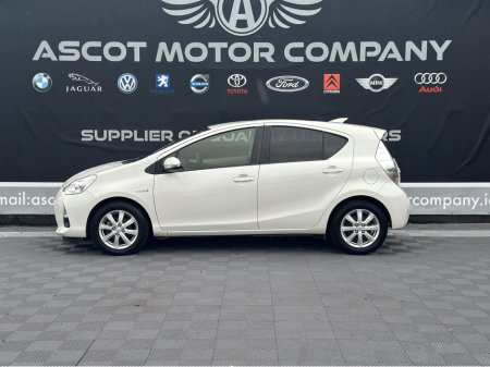 2014 Toyota Aqua Automatic €9,250 thumbnail