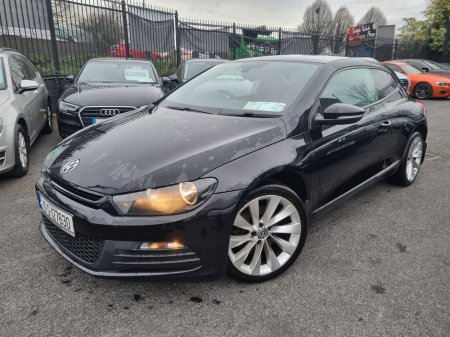 2010 Volkswagen Scirocco - thumbnail 5