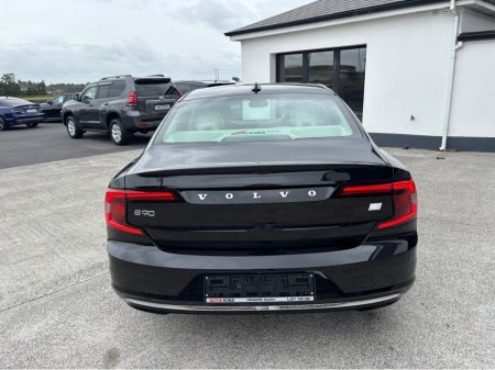 2022 Volvo S90 INSCRIPTION T8 RCHRG RECHARGE AWD €38,900