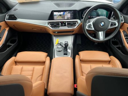 2021 BMW 3 Series - thumbnail 10