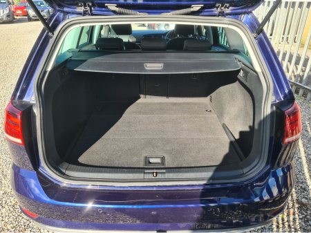 2017 Volkswagen Golf - thumbnail 11