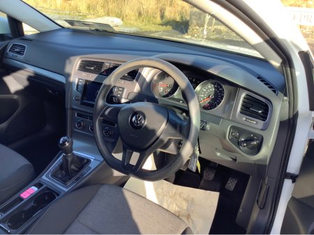 2013 Volkswagen Golf 1.6 TDI S BLUEMOTION 105PS 3DR €7,950 thumbnail