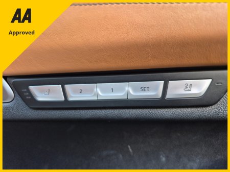 2019 BMW 7 Series M Sport+ Mega Spec + Mega Spec thumbnail