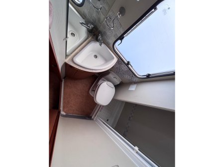 2008 Elnagh Baron 2008 ELNAGH DUKE LO-PROFILE 4 BERTH LEFT HAND DRIVE SPOTLESS THROUGHOUT thumbnail