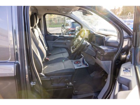 2024 Ford Transit Custom TRANSIT CUSTOM 320 L LIMIT 2.0 T €40,950 thumbnail