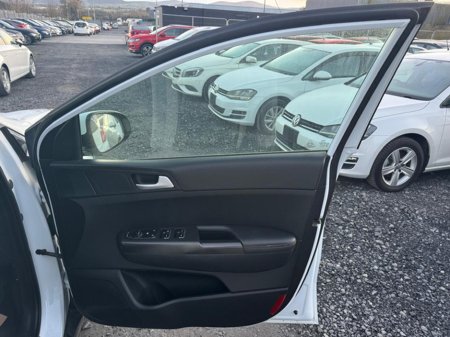 2016 Kia Sportage 1.7 Diesel €12,995 thumbnail