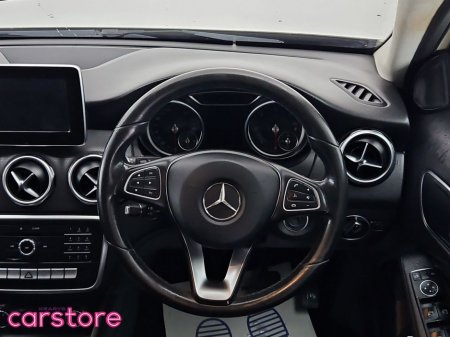 2017 Mercedes-Benz GLA Class GLA 200 CDI STYLE €21,480 thumbnail