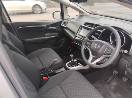 2018 Honda Fit - thumbnail 5