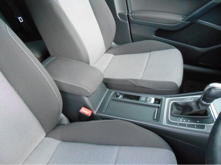 2016 Volkswagen Golf - thumbnail 6