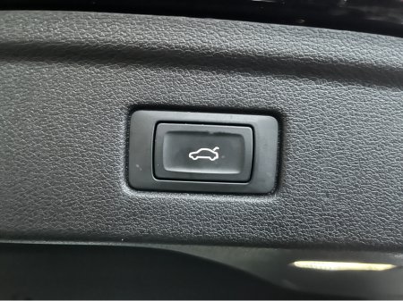 2019 Audi A5 S-LINE SPORTBACK 40 TFSI 190BHP //PANORAMIC GLASS ROOF//SAT NAV//CARPLAY//HEATED SEATS// €27,950 thumbnail