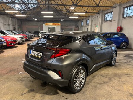 2023 Toyota C-HR HYBRID SOL 4DR AUTO €24,499 thumbnail